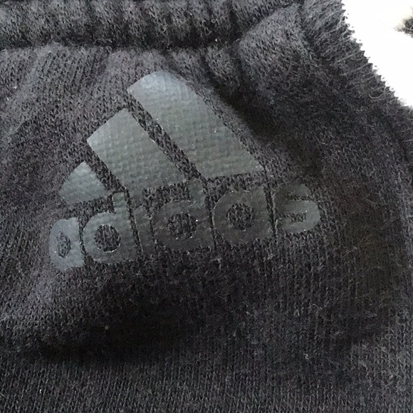 Adidas 3 stripe athletic shorts size XL - Picture 6 of 7